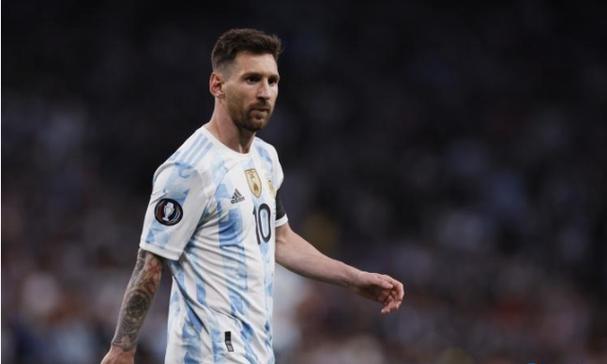 54岁美貌才是巅峰！高贤廷「雪白美肌0瑕疵」，出道30年仍是少女